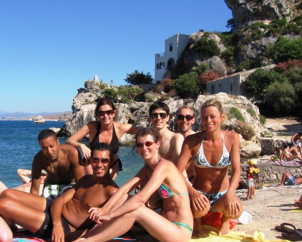 In spiaggia ai faraglioni di Scopello