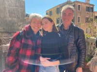 Emma a Venezia col marito Greg